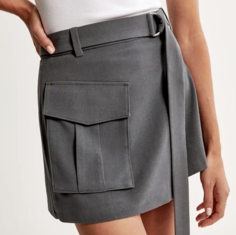 Abercrombie & Fitch Gray Mini Skirt